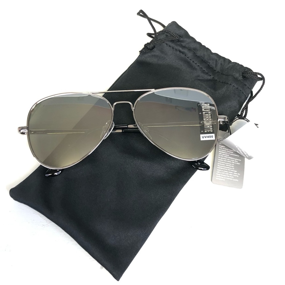 😎NEW!😎 Silver Aviator Sunglasses with Microfiber Drawstring Pouch